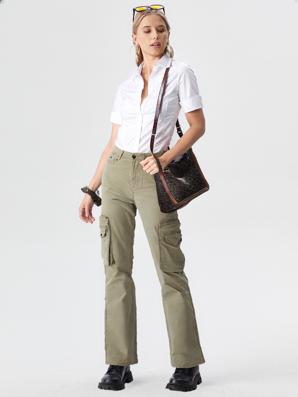 Women's Straight fit 6 pocket Cargo