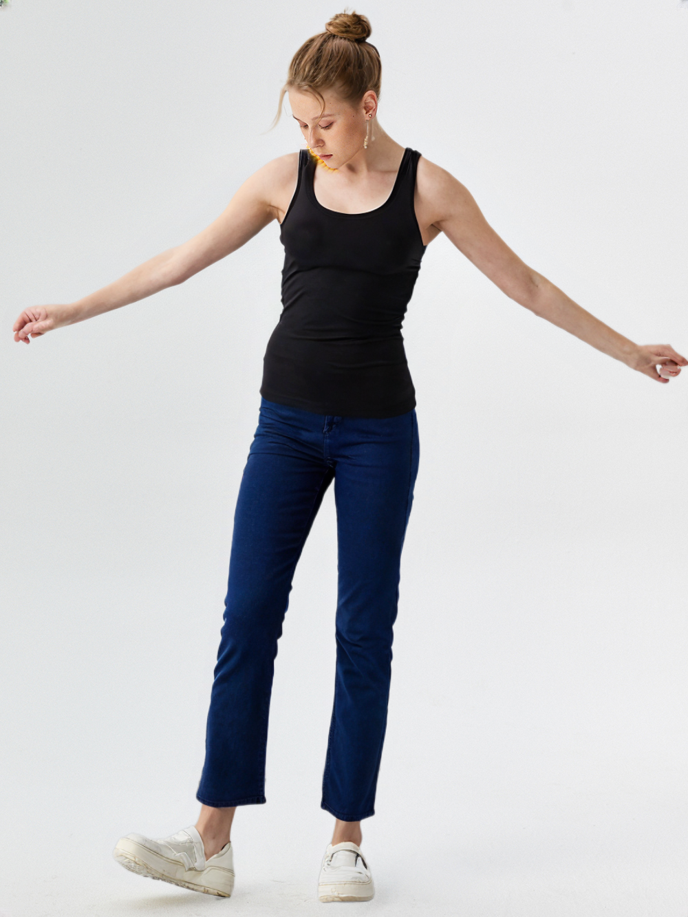 Women's Slim Straight fit Jeans