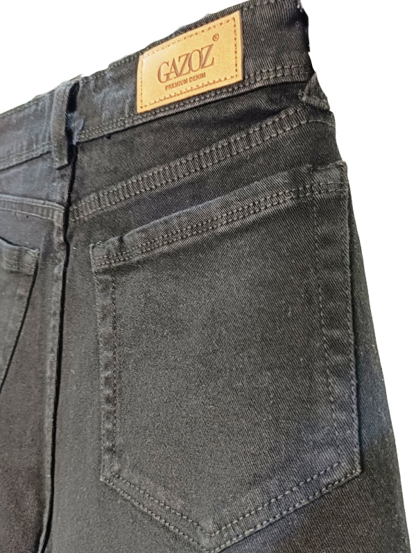 Women’s straight fit jean