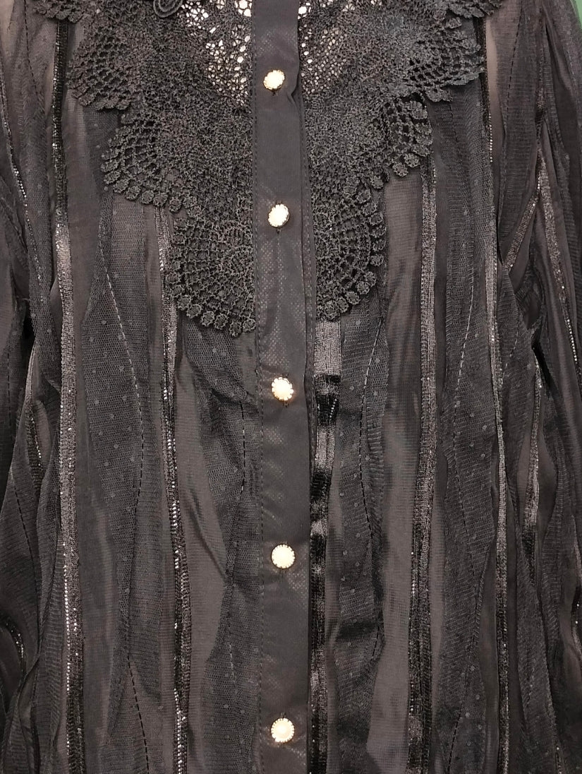 Women’s shirt