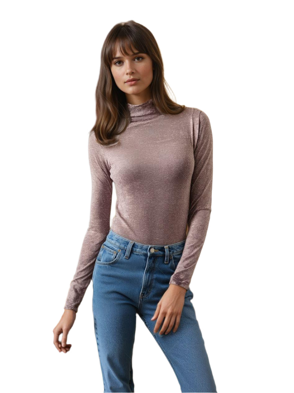 WOMEN’s Top