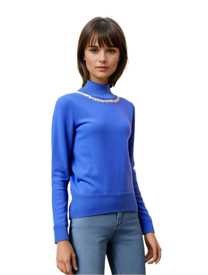 WOMEN’s Sweater