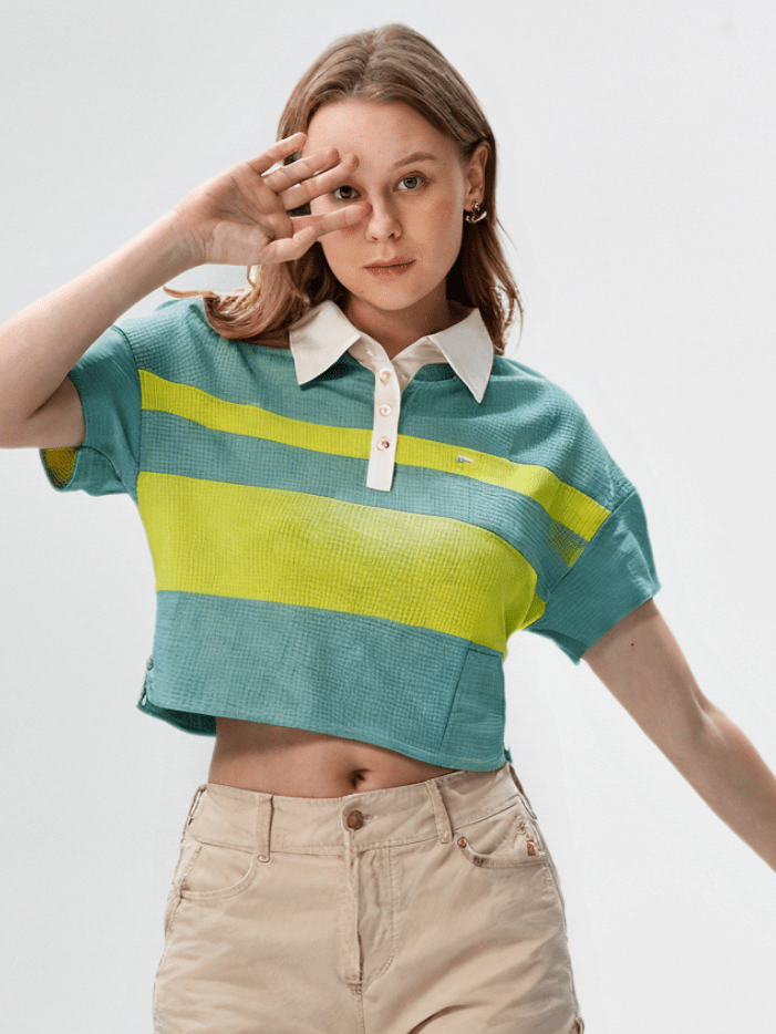 DEAL Women's T-shirt