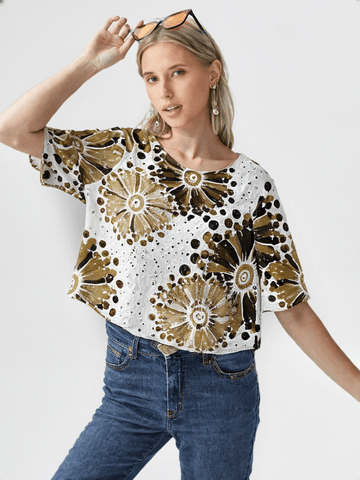 DEAL Women's Brown Printed Top