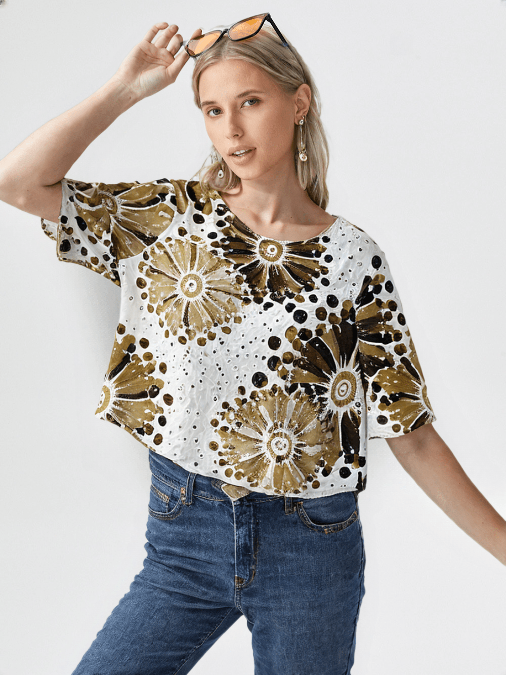 DEAL Women's Brown Printed Top