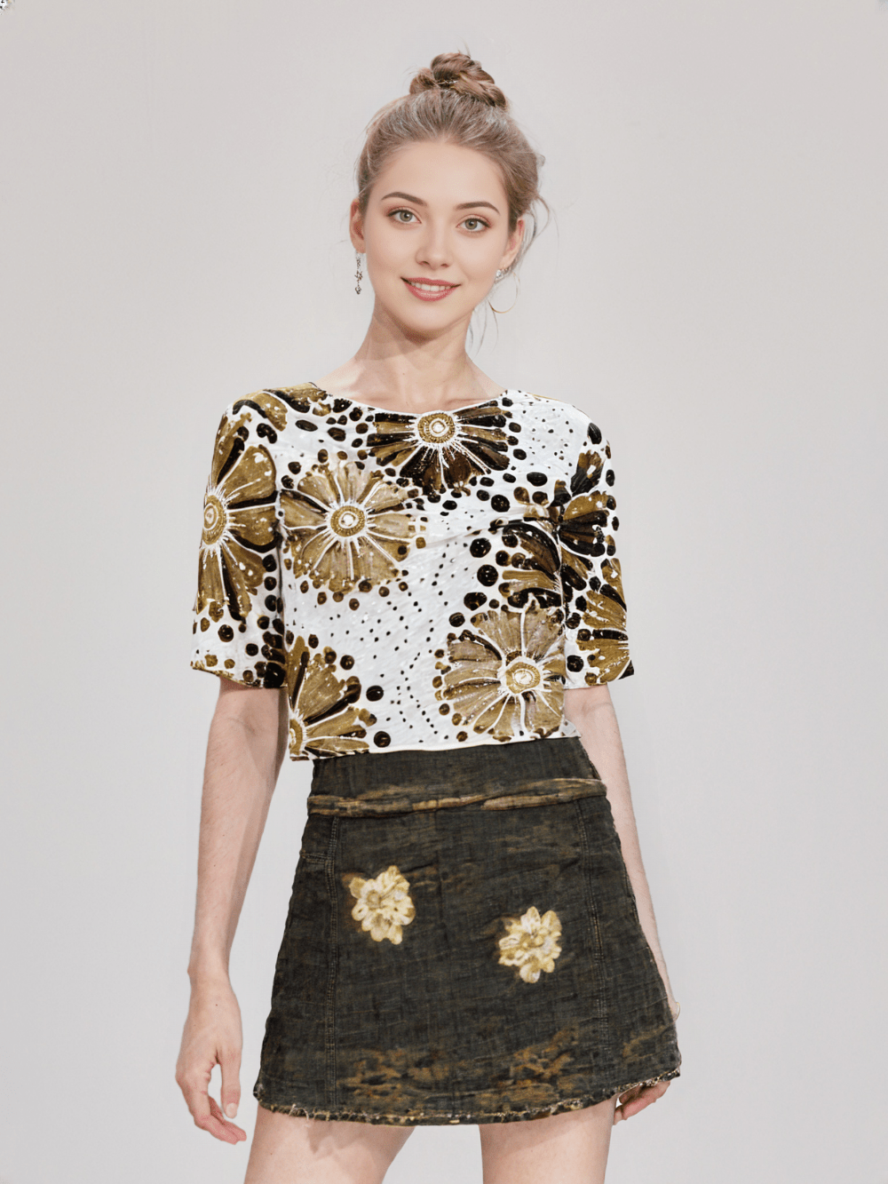 DEAL Women's Brown Printed Top