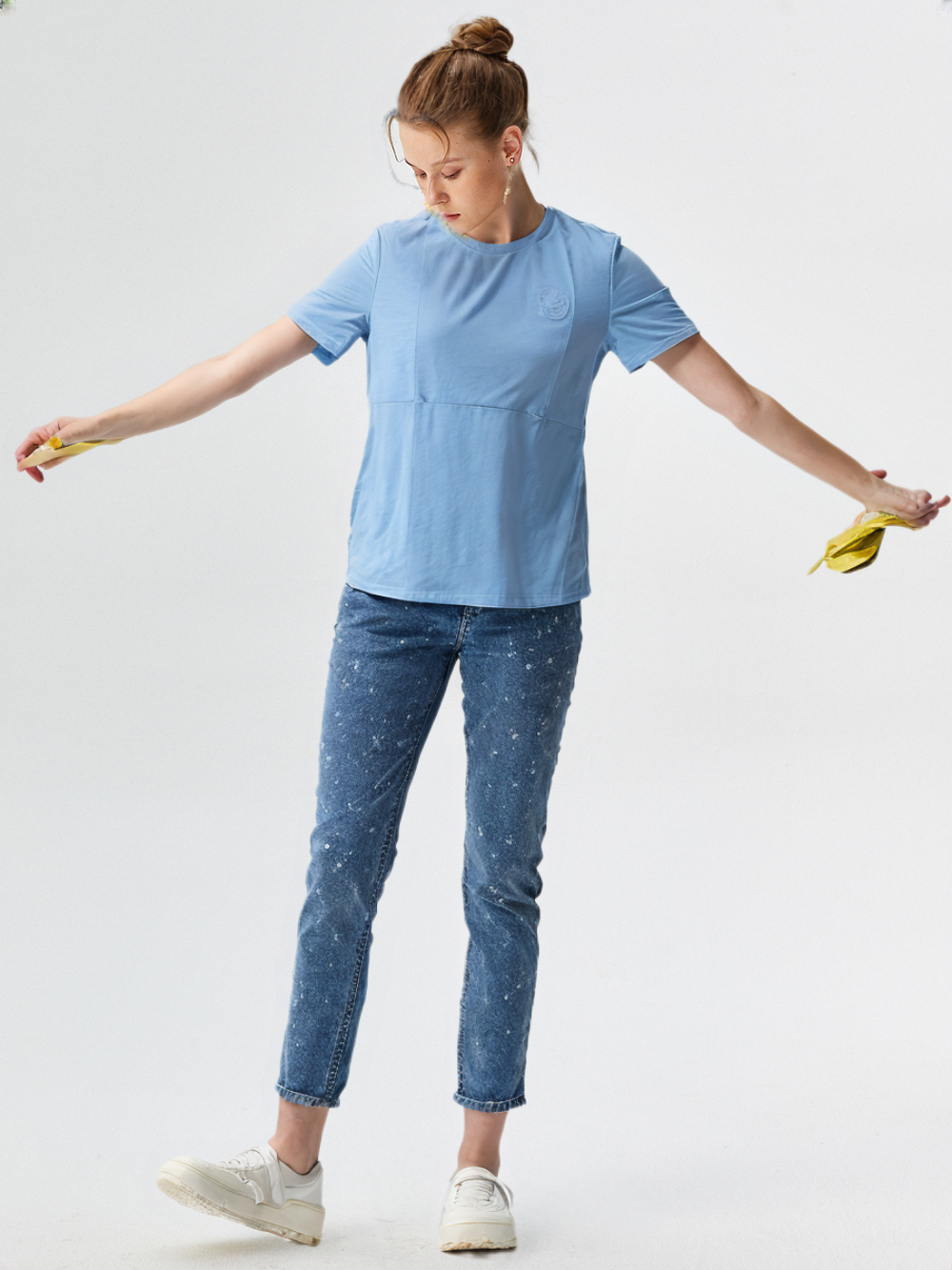 DEAL Women's T-shirt