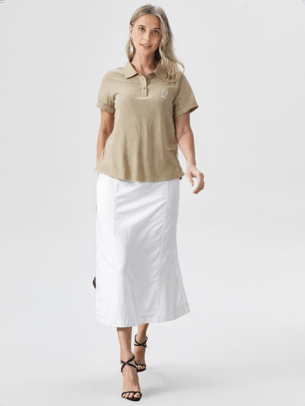 DEAL Women's T-shirt
