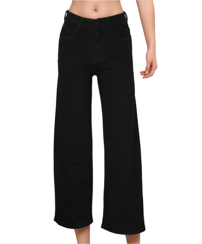 Women’s straight-fit jeans