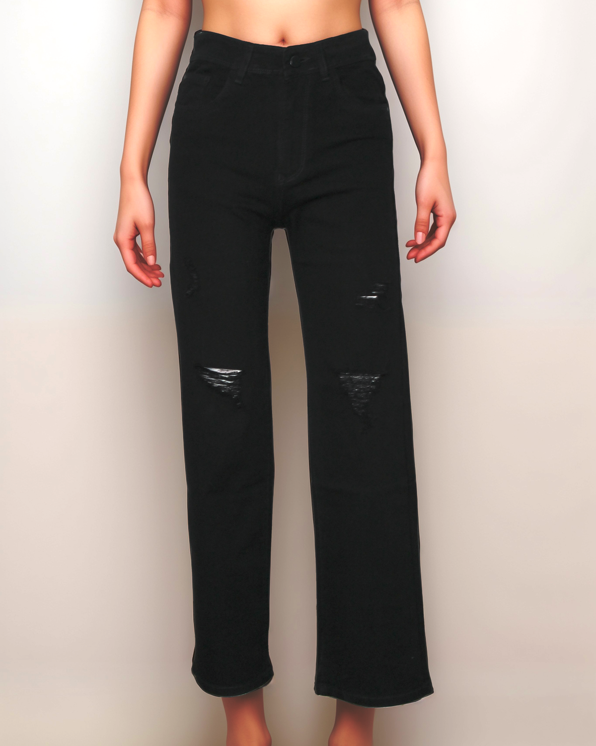 Women’s Black rugged jeans