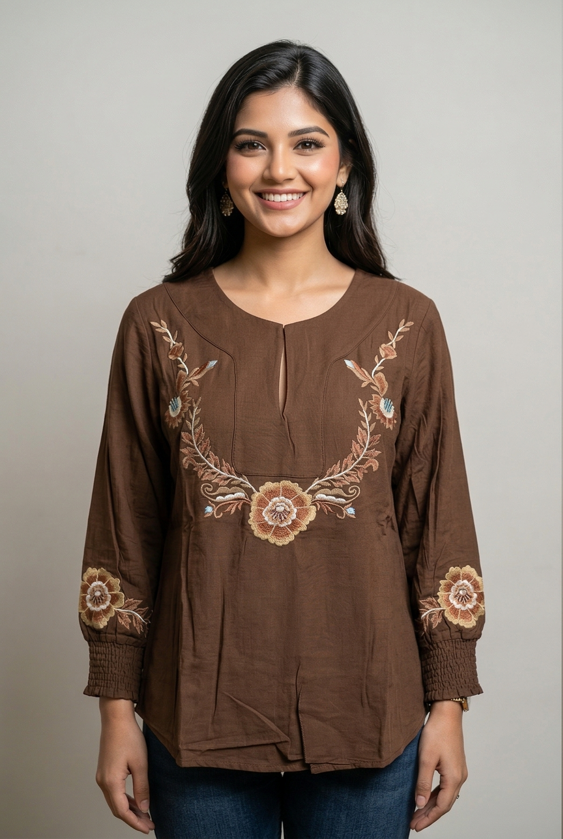 SHECZZAR WOMEN's Top