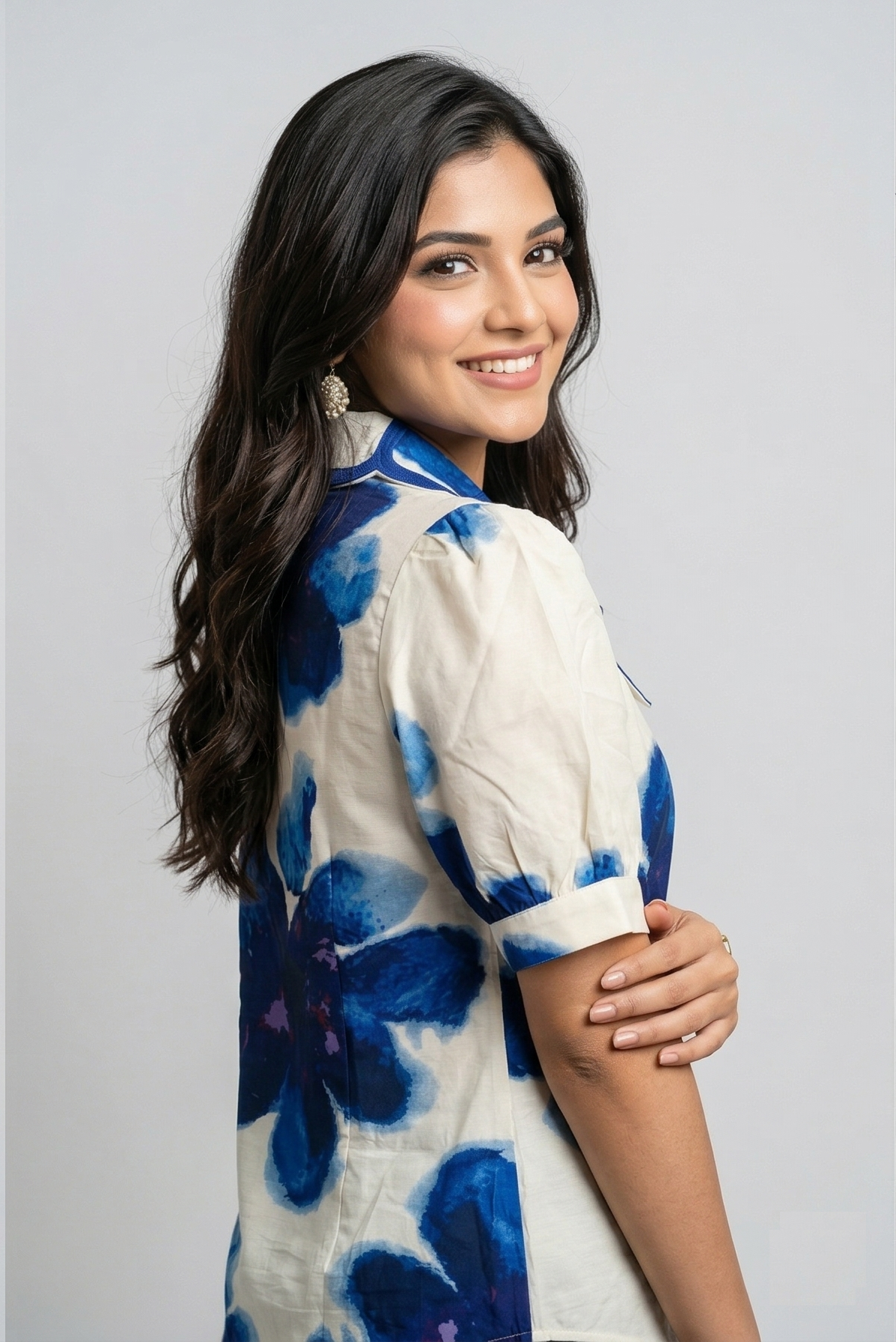 SHECZZAR WOMEN's Top