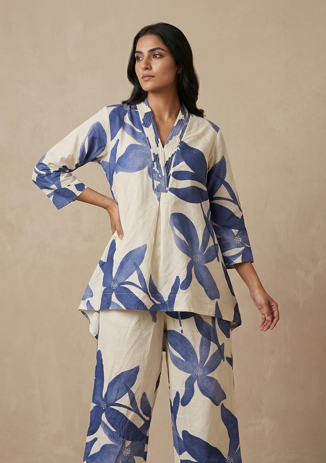 MASK WOMEN's CORDSET