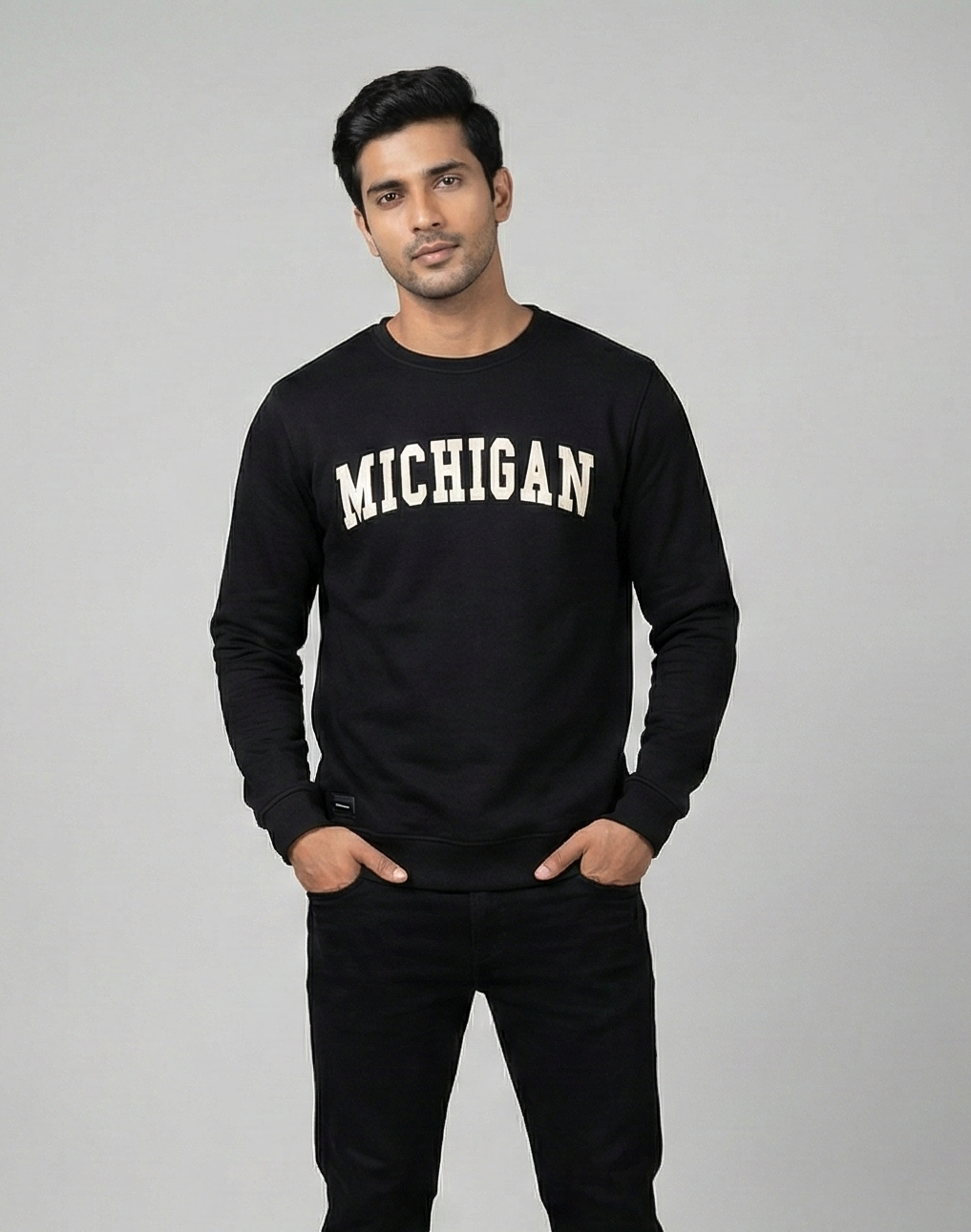 RIVER MEN's SWEATSHIRT