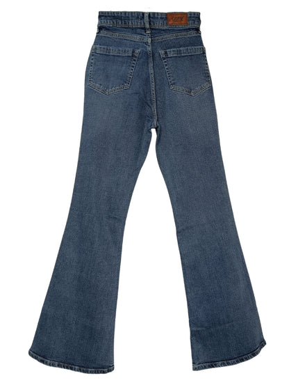 Women’s bootcut jean