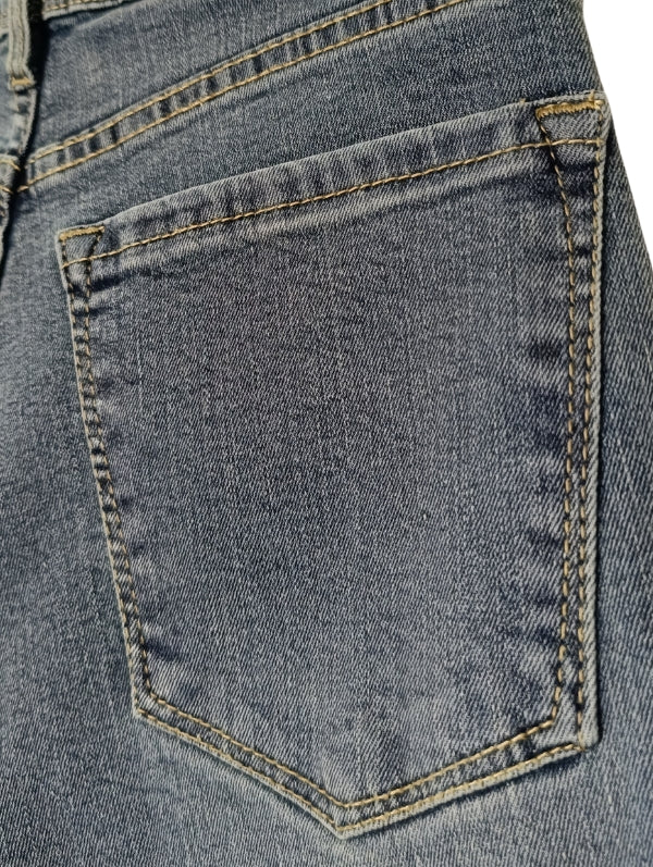 Women’s straight fit jean