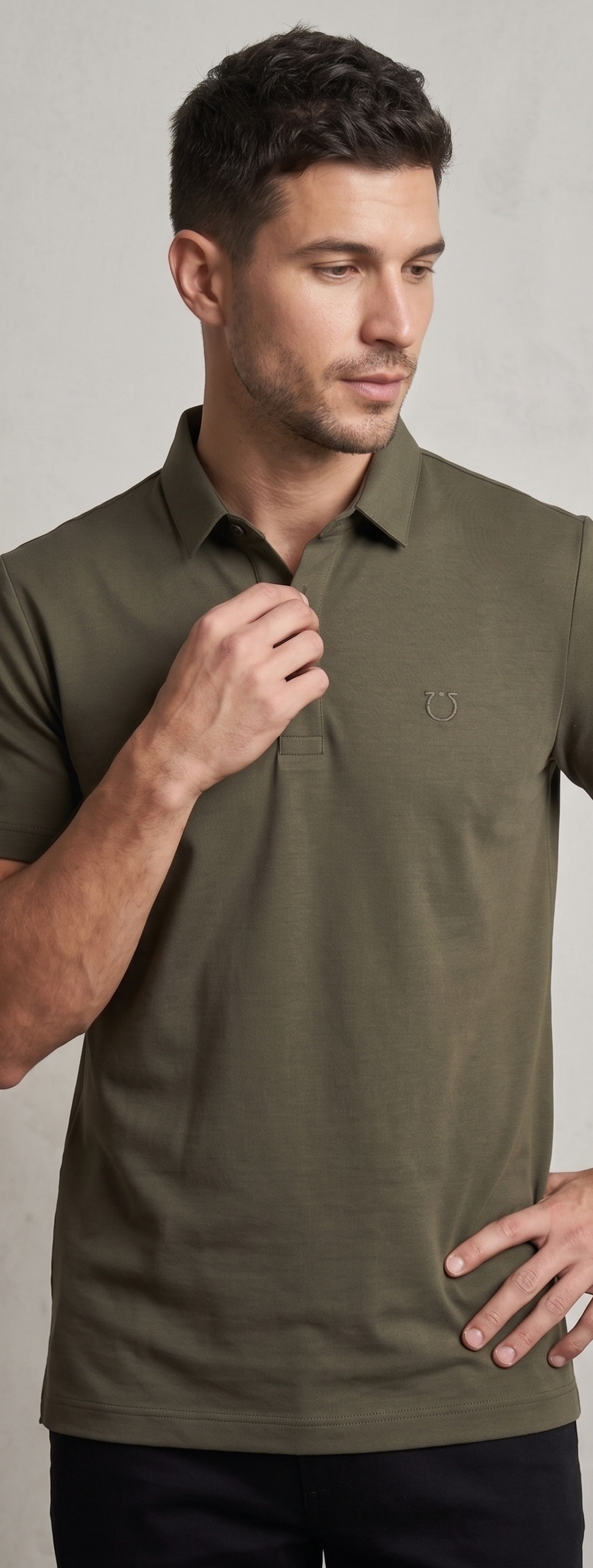 BRANDED MEN's T-SHIRT