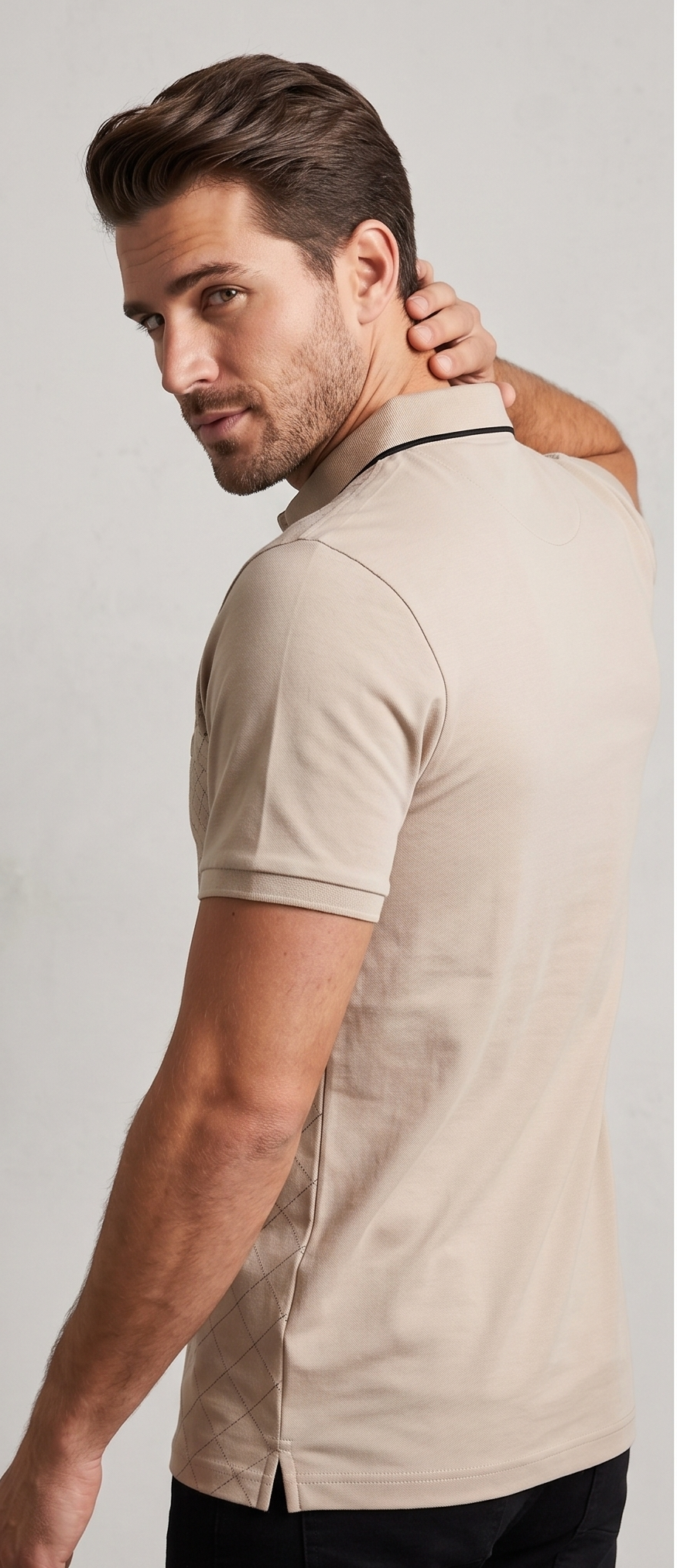 BRANDED MEN's T-SHIRT
