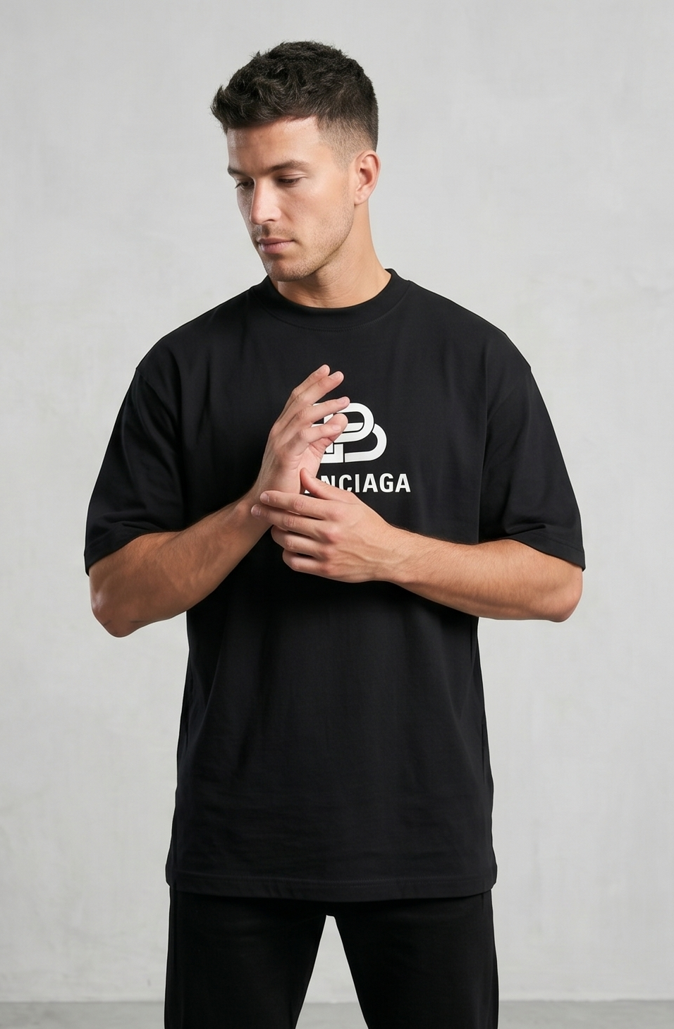 BRANDED MEN's T-SHIRT