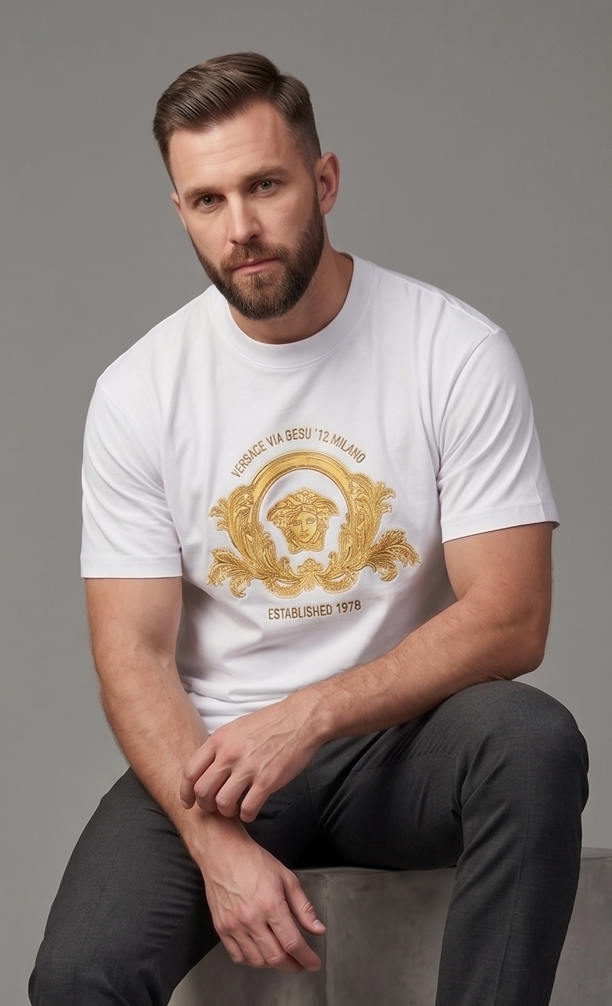 BRANDED MEN's T-SHIRT