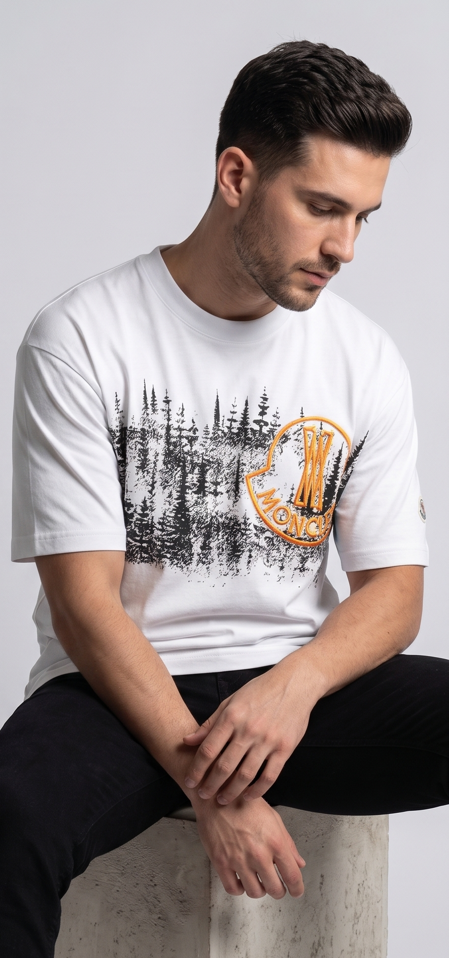 BRANDED MEN's T-SHIRT