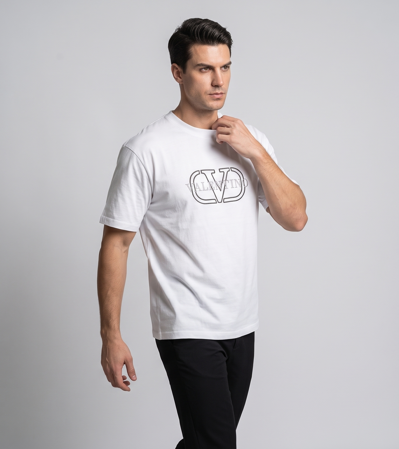 BRANDED MEN's T-SHIRT