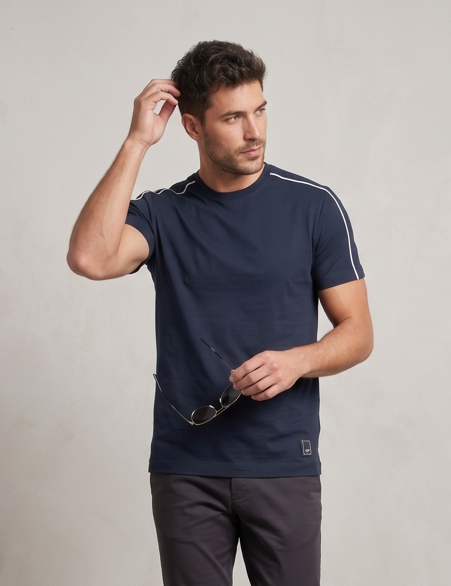 BRANDED MEN's T-SHIRT