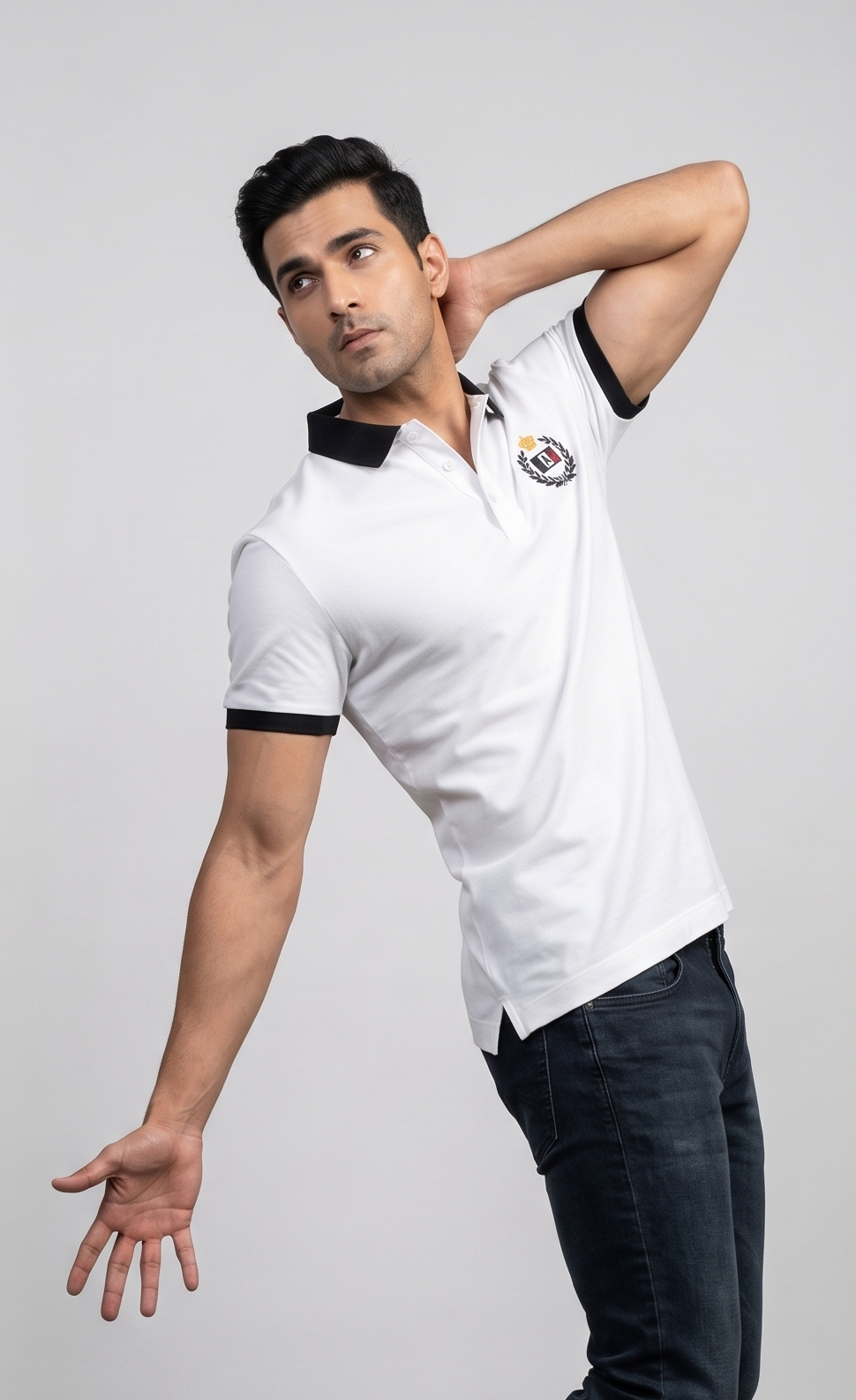 BRANDED MEN's T-SHIRT
