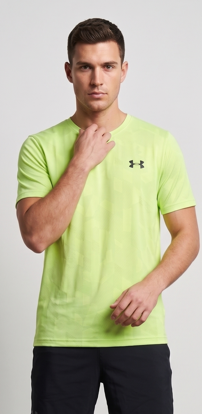 BRANDED MEN's T-SHIRT