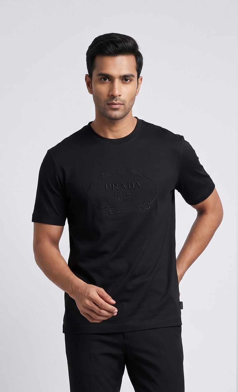 BRANDED MEN's T-SHIRT
