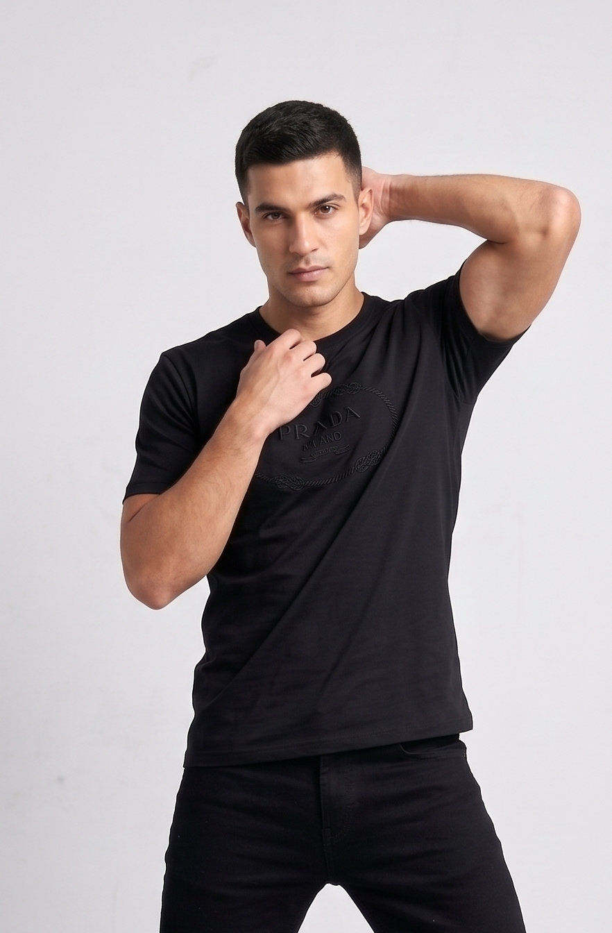 BRANDED MEN's T-SHIRT