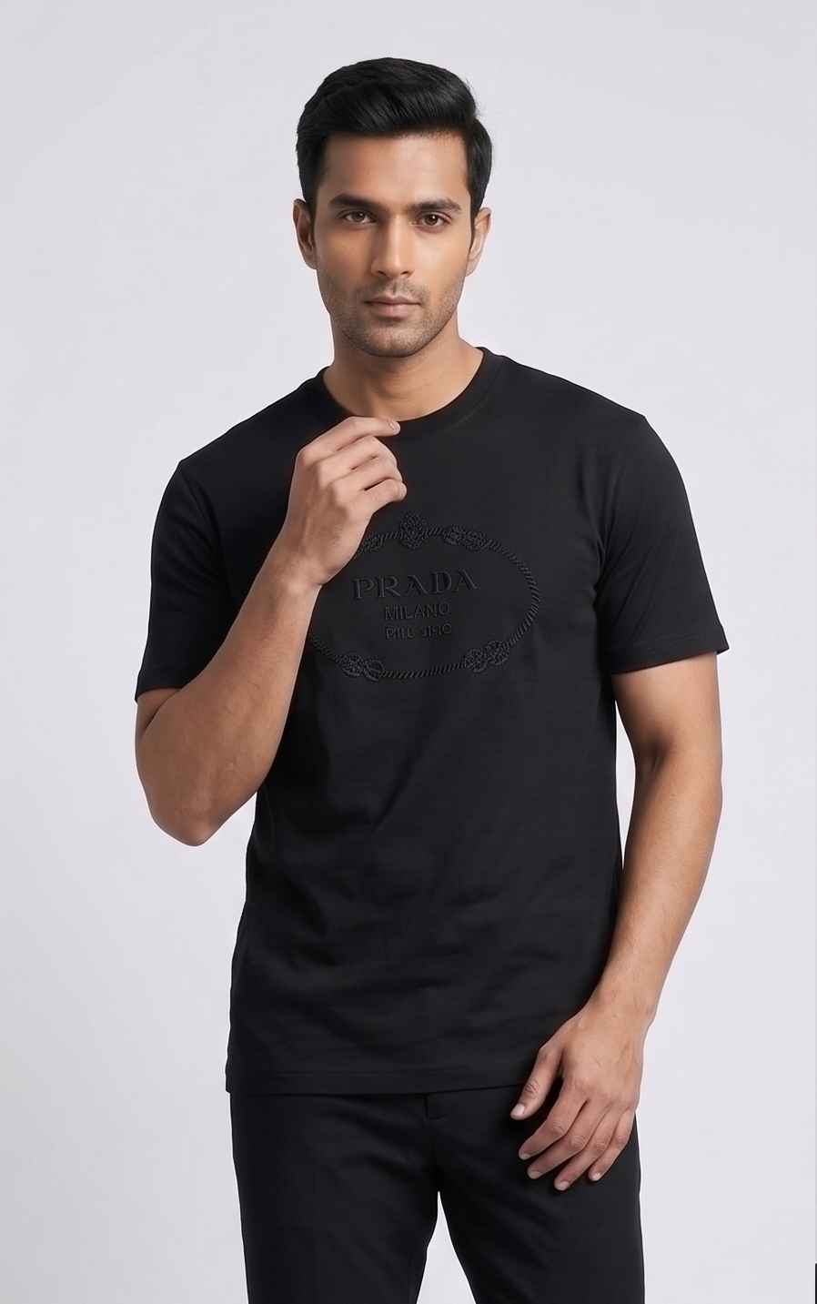 BRANDED MEN's T-SHIRT