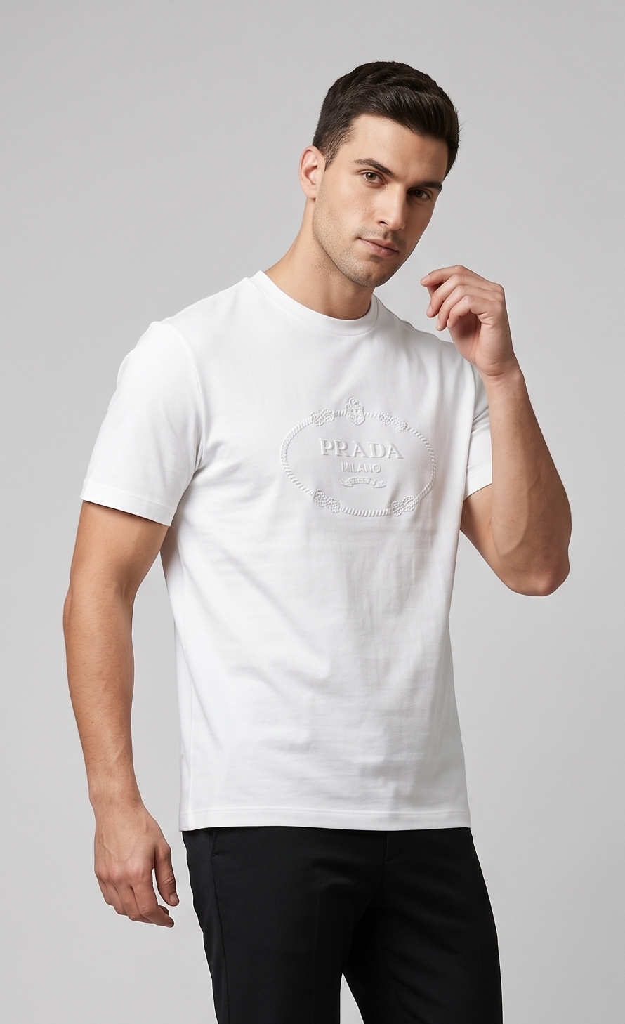 BRANDED MEN's T-SHIRT