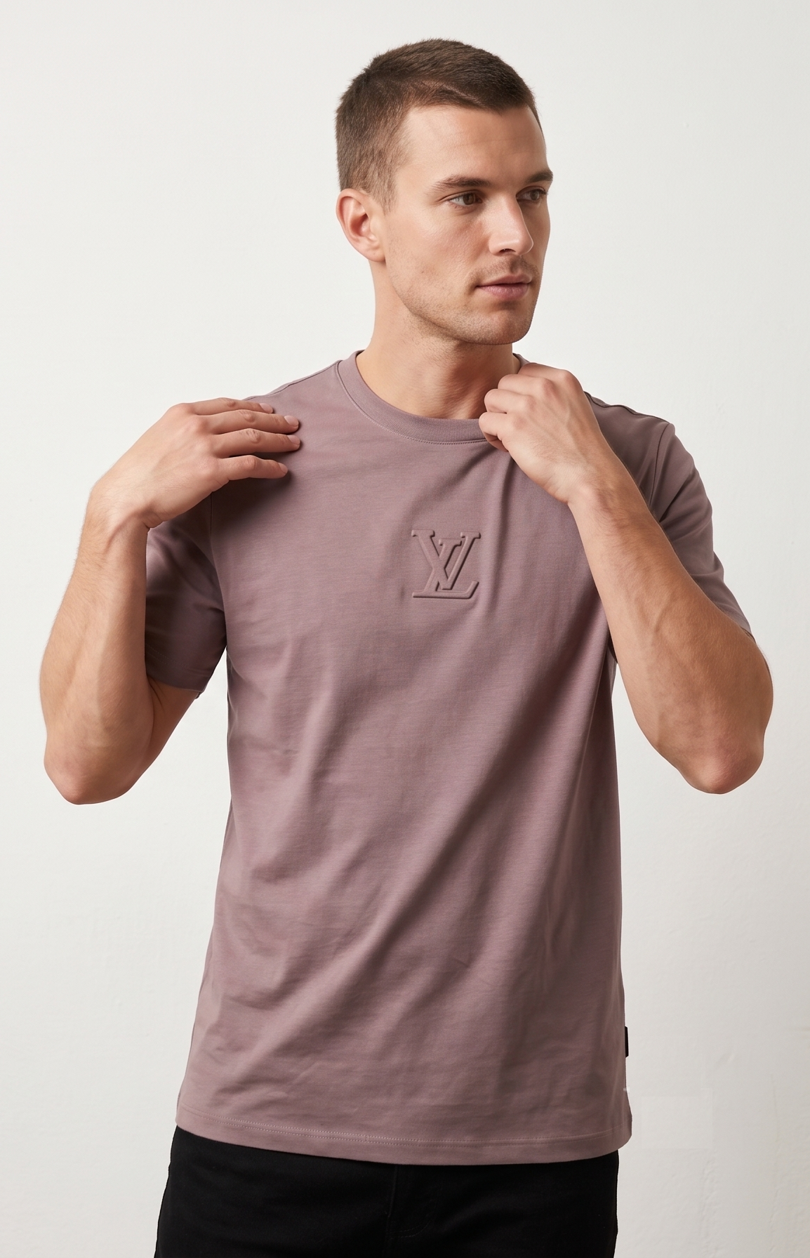 BRANDED MEN's T-SHIRT