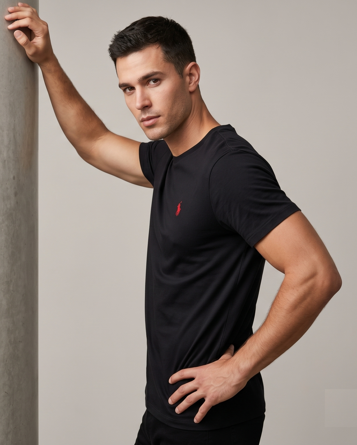 BRANDED MEN's T-SHIRT