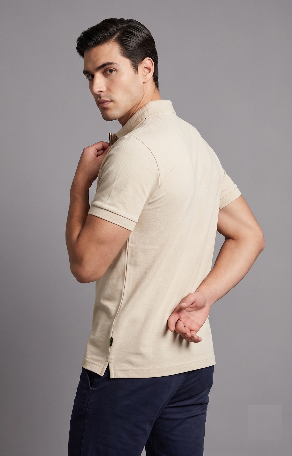 BRANDED MEN's T-SHIRT