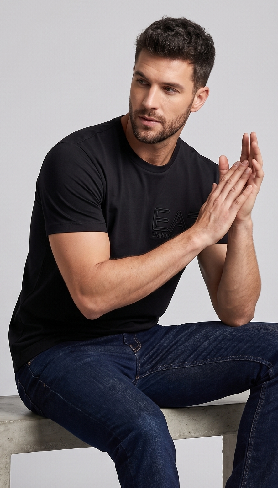 BRANDED MEN's T-SHIRT