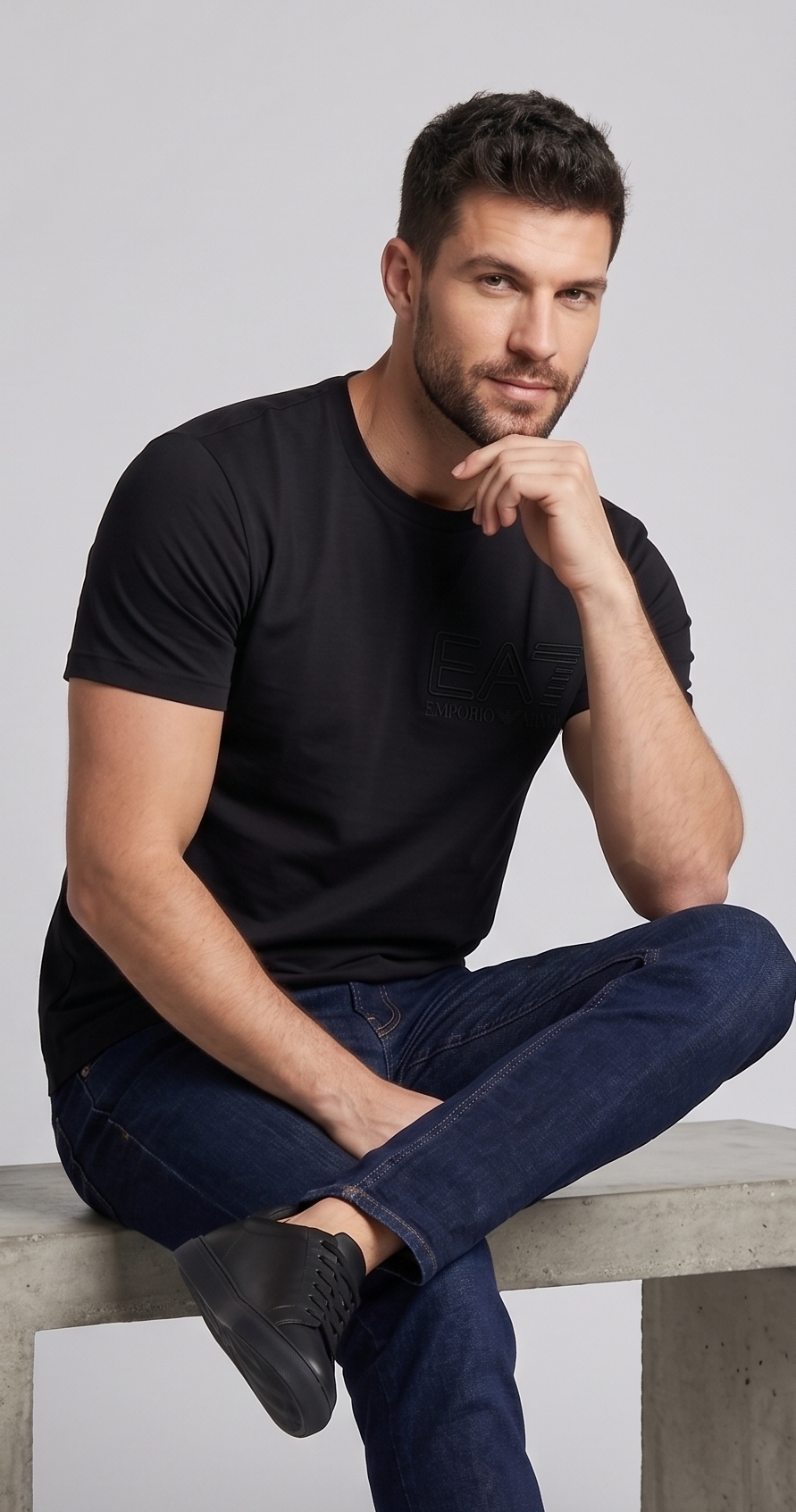 BRANDED MEN's T-SHIRT