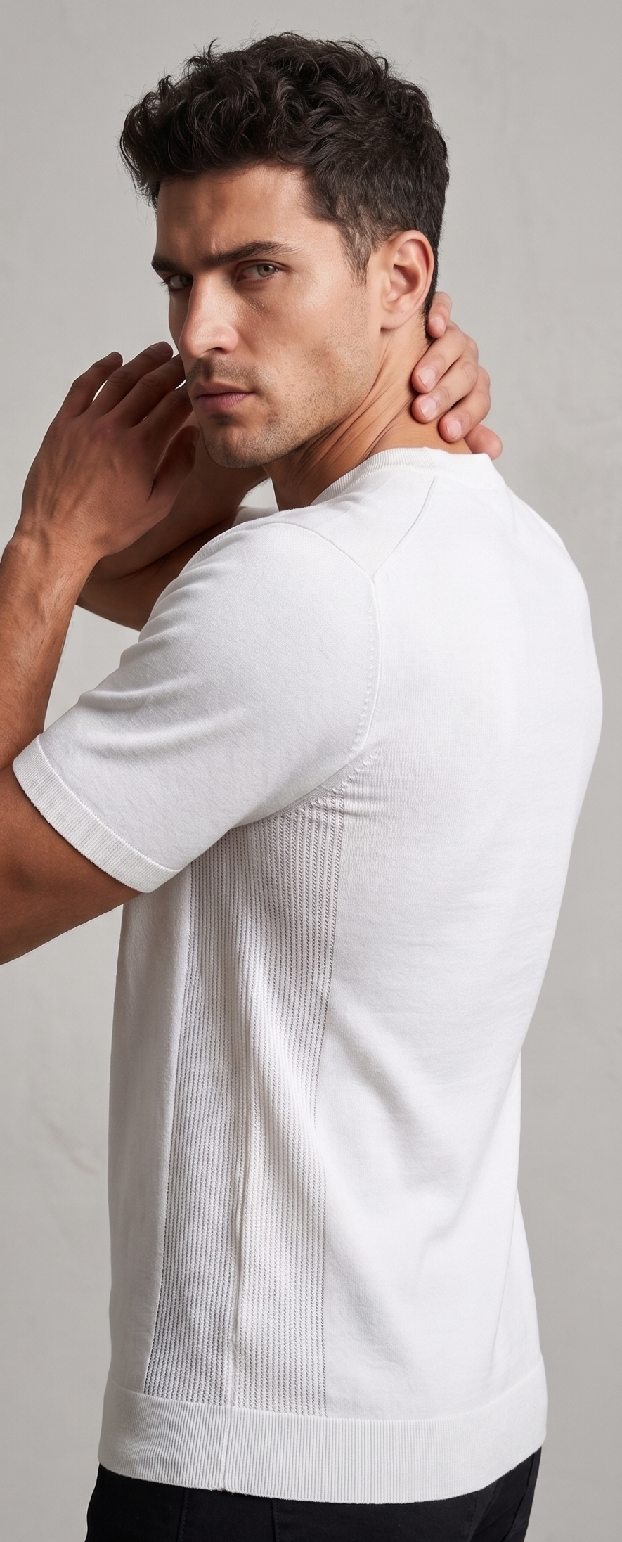 BRANDED MEN's T-SHIRT