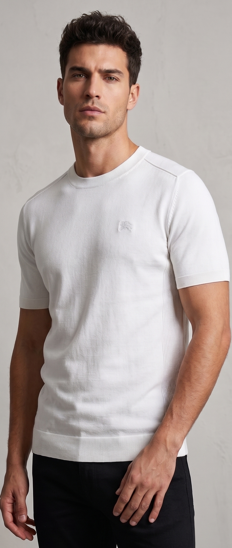 BRANDED MEN's T-SHIRT