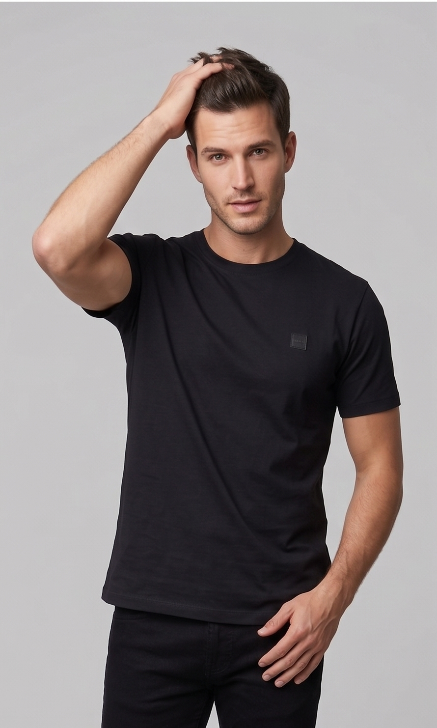 BRANDED MEN's T-SHIRT