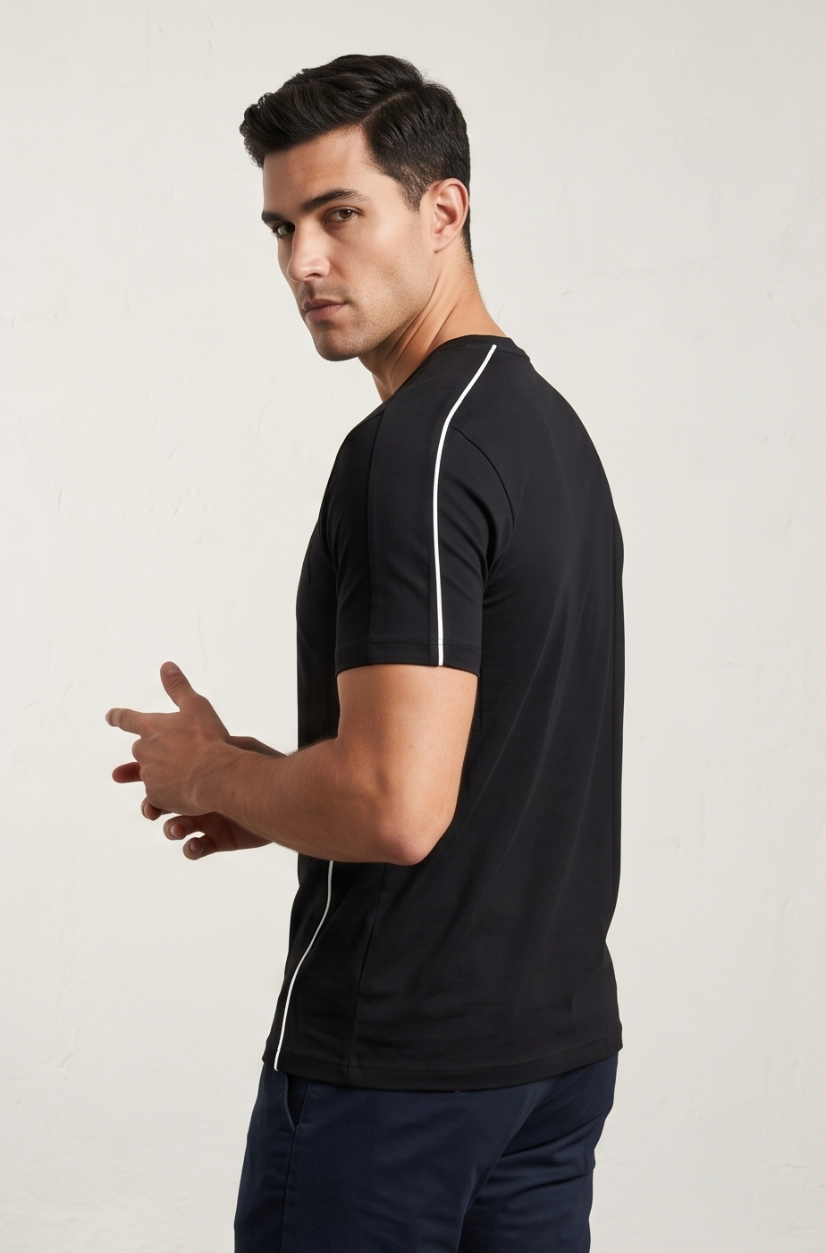 BRANDED MEN's T-SHIRT
