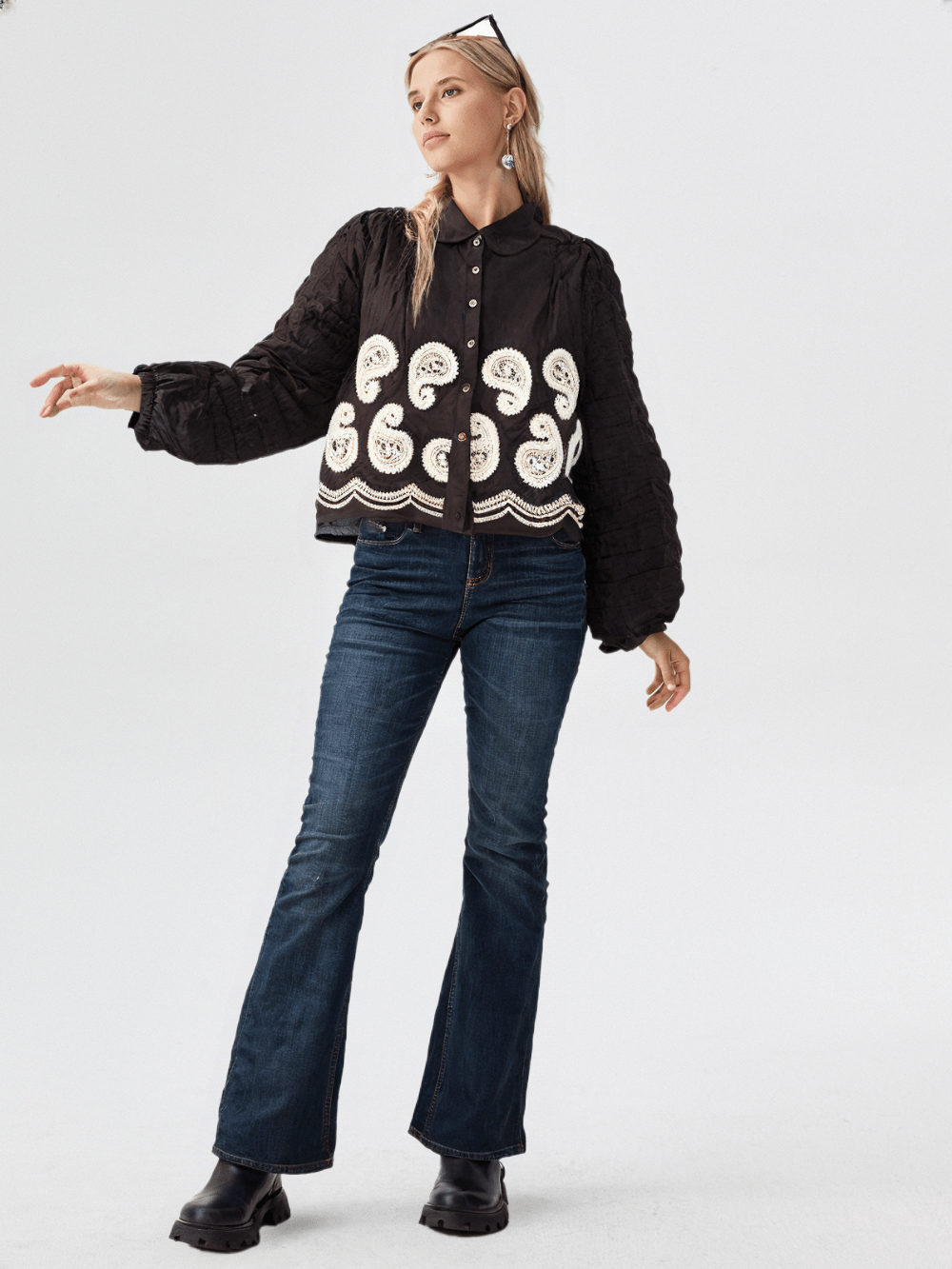 Women's button-up shirt with an elegant bohemian touch Shirt