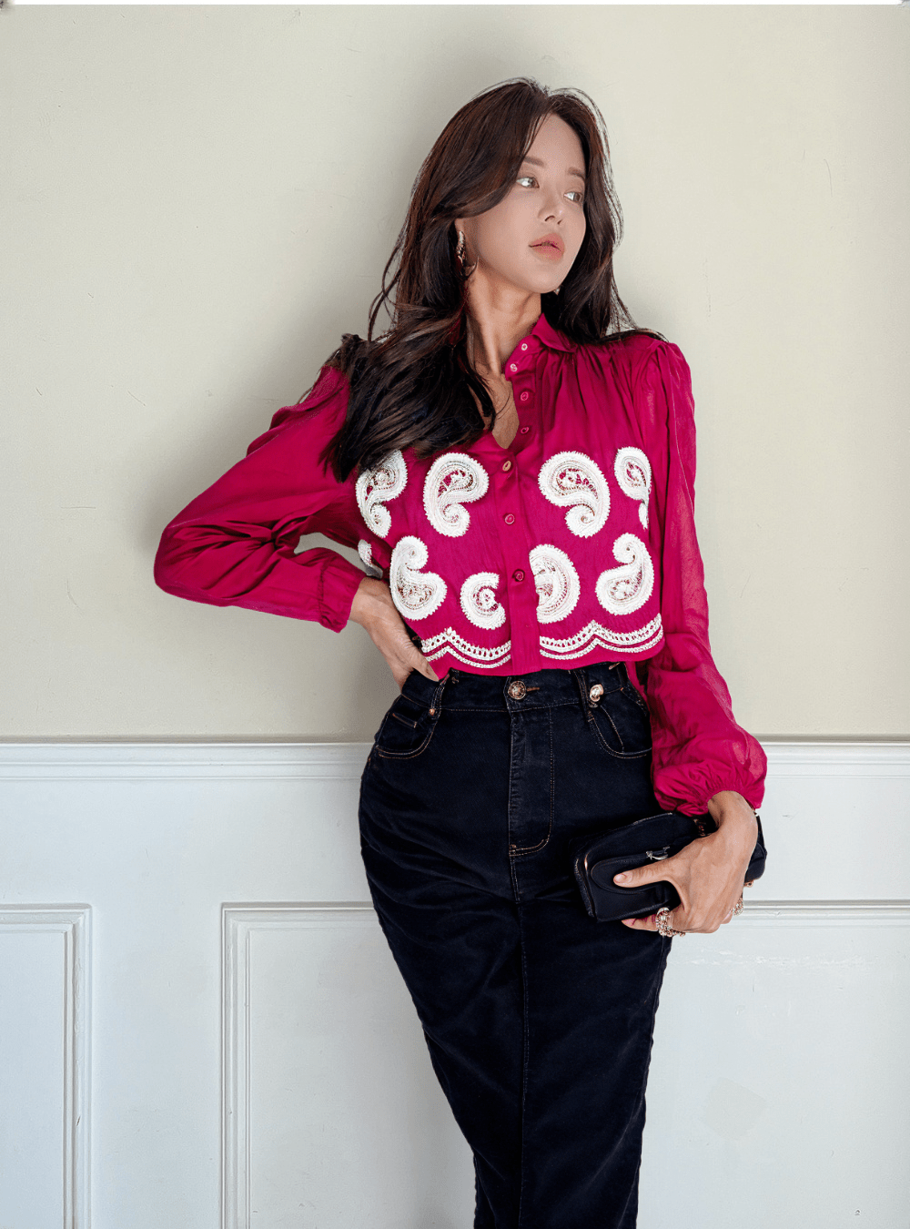 Women's button-up shirt with an elegant bohemian touch Shirt