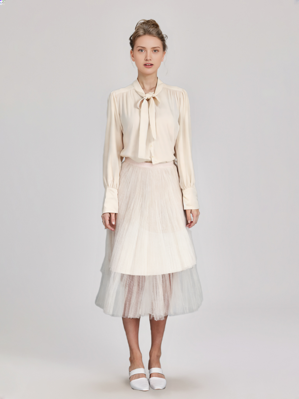 Women's  elegant pleated skirt