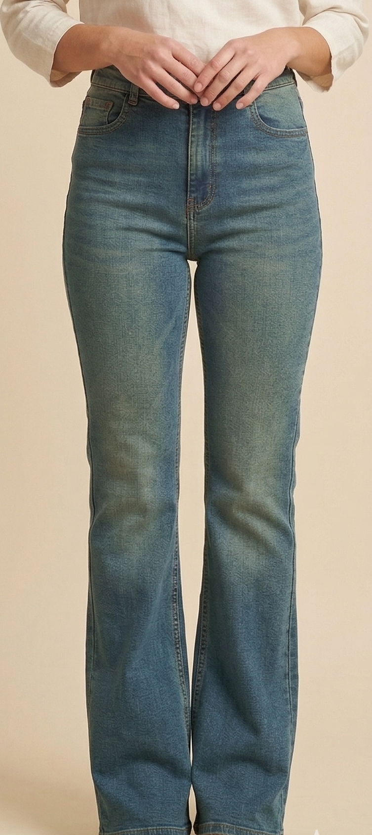 QUEEN WOMEN's Jeans