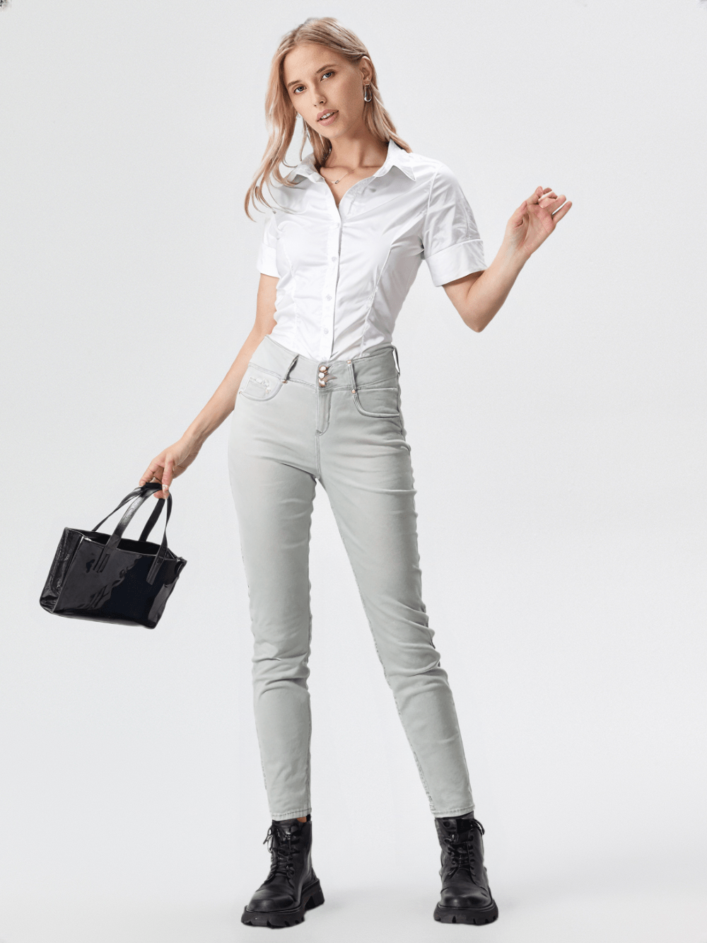 RECAP Women's 3 Button High-Waisted Design Jeans