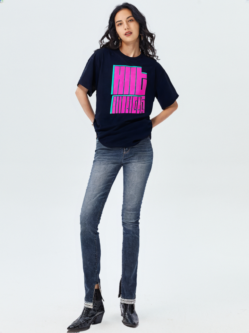 RECAP Women's HOT MESS Oversized Tee