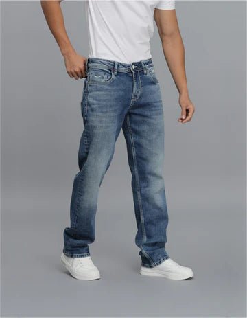 ROOKIES Men's Med Blue 5 Pocket Midrise, Comfort And Straight Fit Jeans