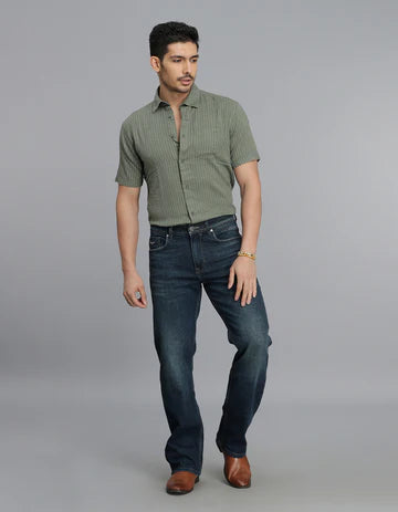 Dk Blue 5 Pocket Midrise Loose Fit jeans